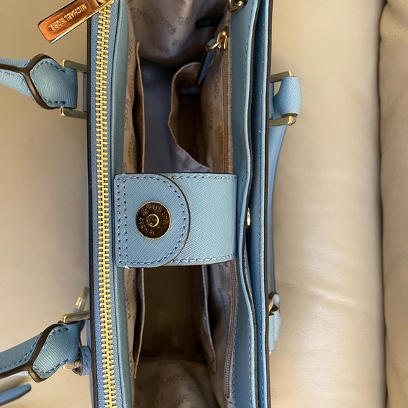 Michael Kors handbag - Picture 3 of 3